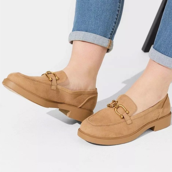 Torrid Clean Loafers Size 9.5 WW in Camel Faux Suede Preppy Professional - Picture 1 of 11